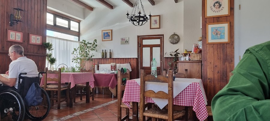 Alamillo, El Restaurante