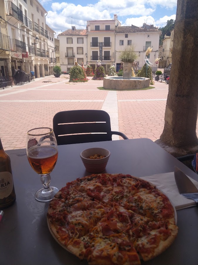 BAR LOS ARCOS Tapas y Bocatas