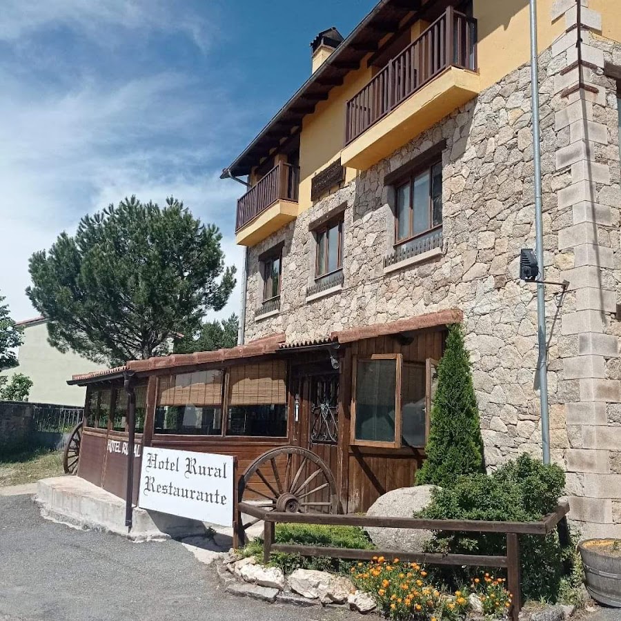 Hotel Rural "La Dehesilla"