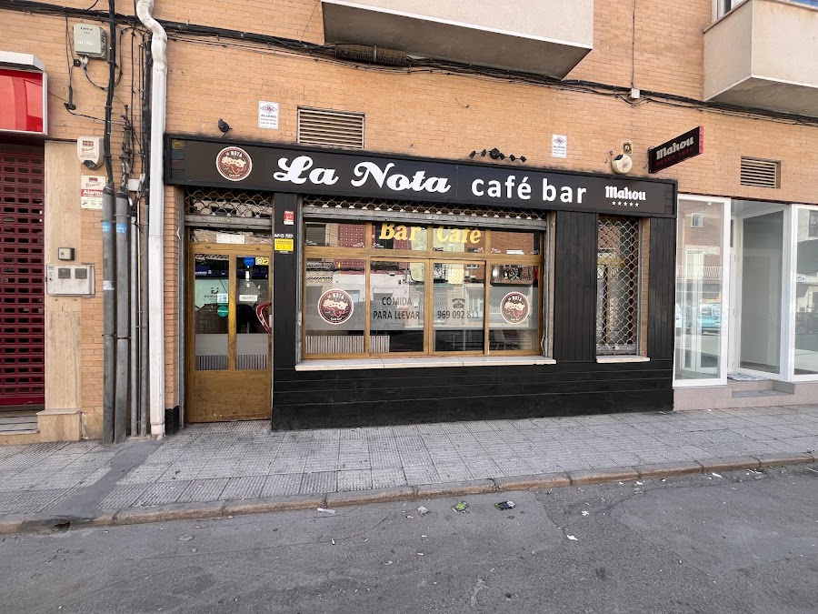 La Nota Cafe Bar