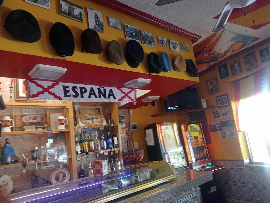 Bar El Rincón Nacional (Casa Eladio Ávila)