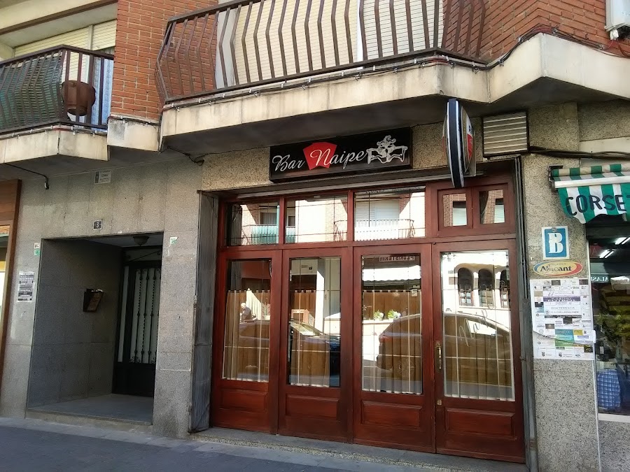 Bar Naipe