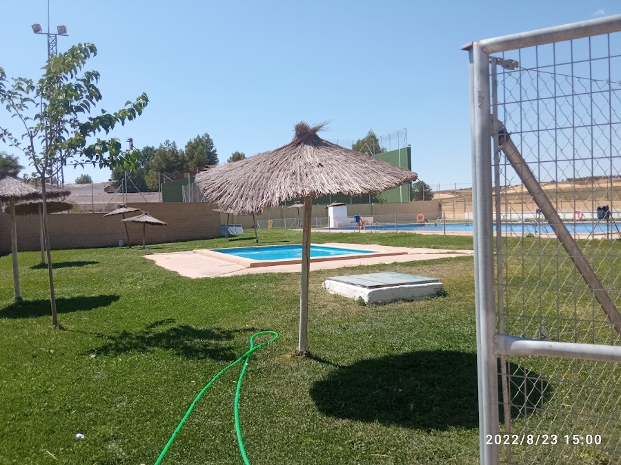 Bar “Piscina de Villarejo de Fuentes”