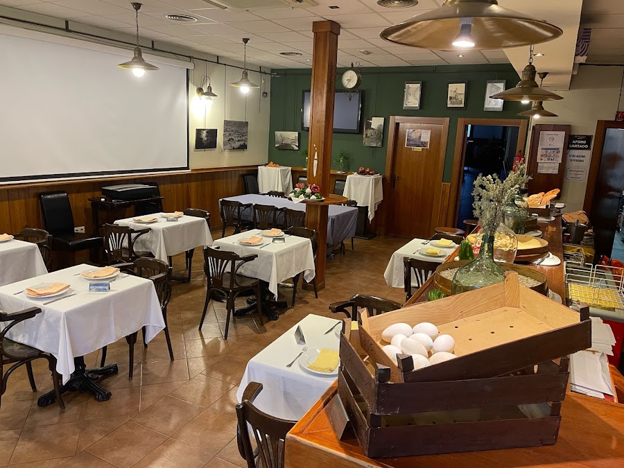 Casa de Comidas Ambigú JE.