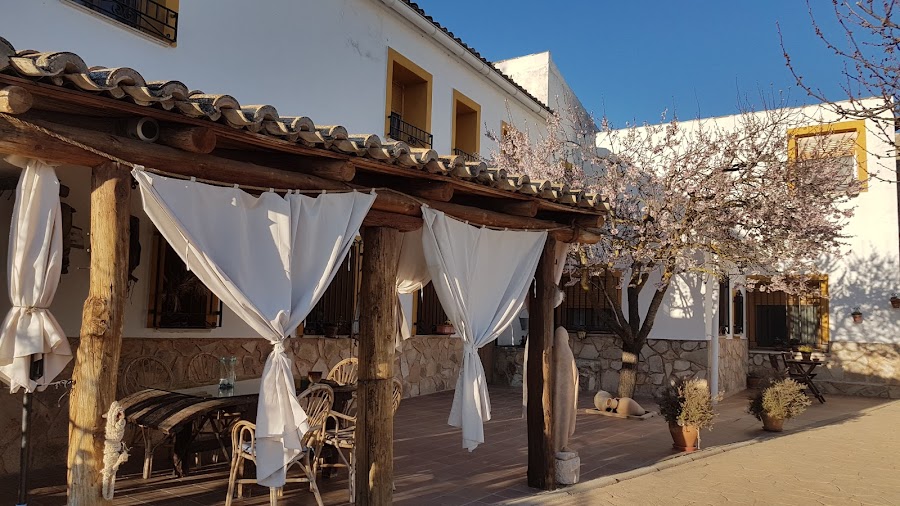 Casa Rural “El Almendro”