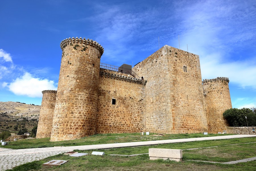 Castillo de Valdecorneja