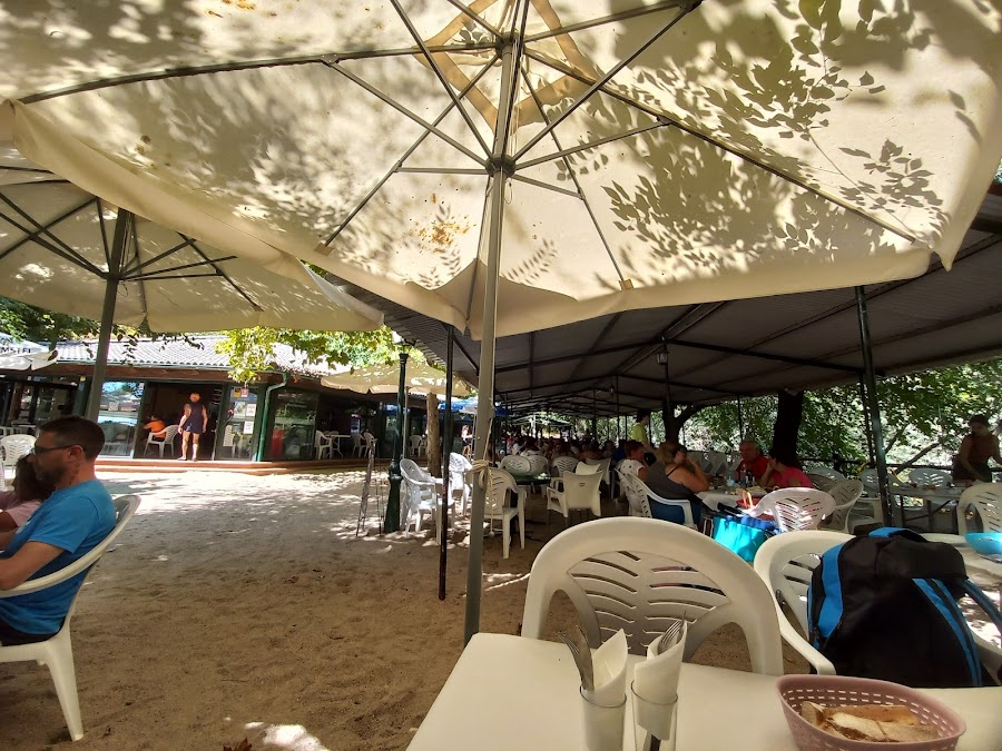 Los Riveros Restaurante