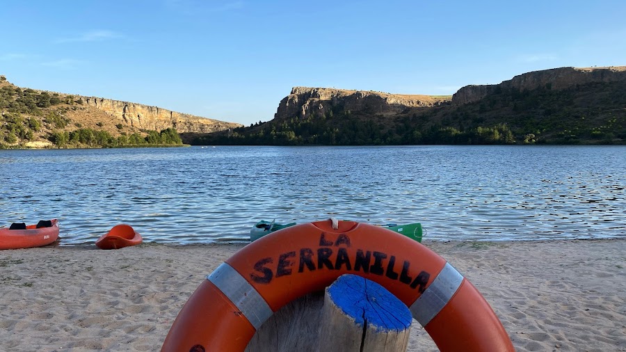 Piraguas y Canoas Hoces del Duratón. Lago Bar La Serranilla