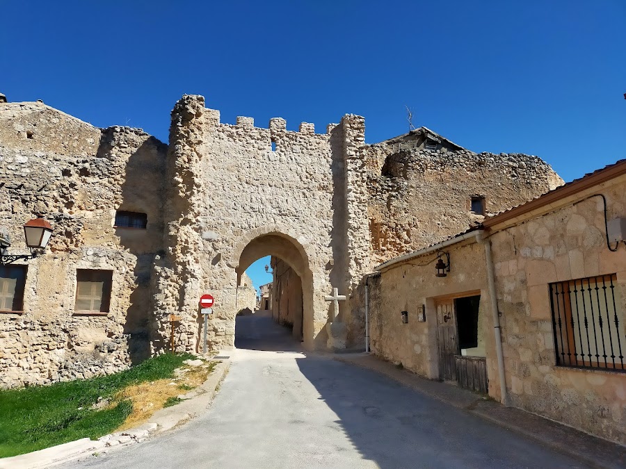 Puerta de la Villa de Maderuelo