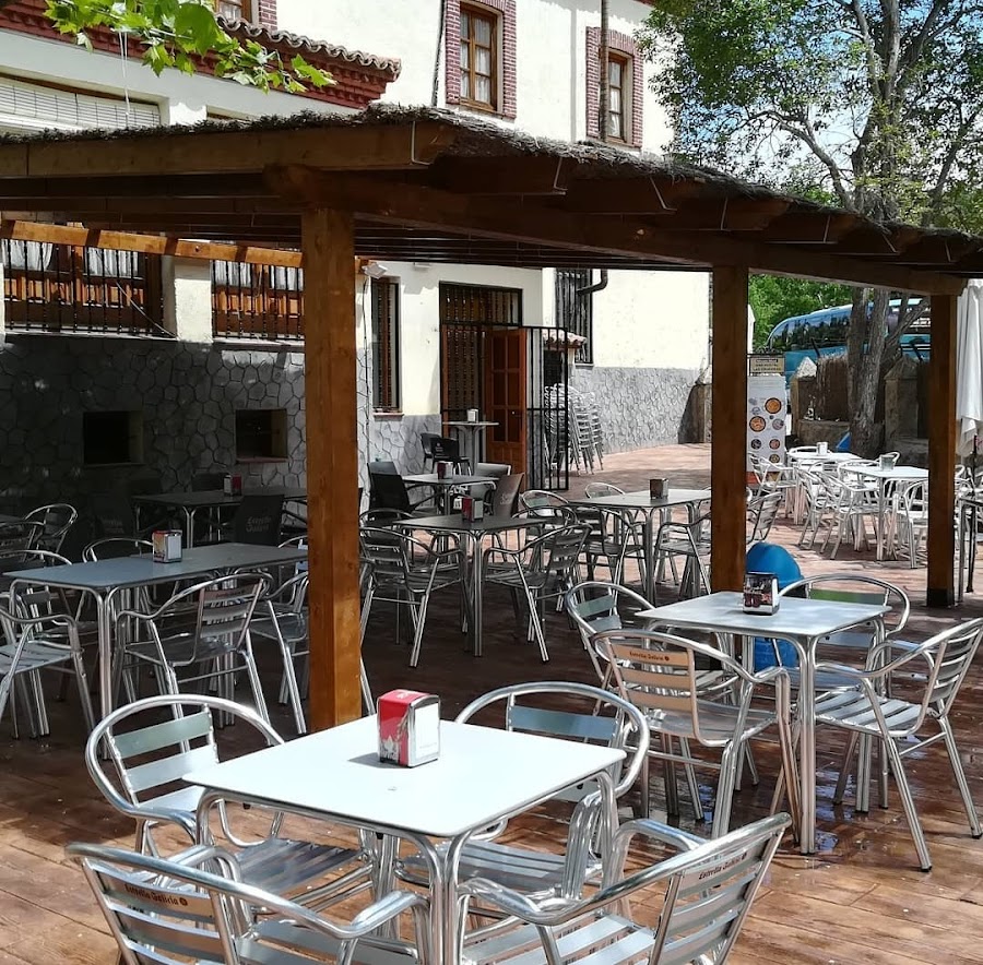 Restaurante Hostal Las Cruceras
